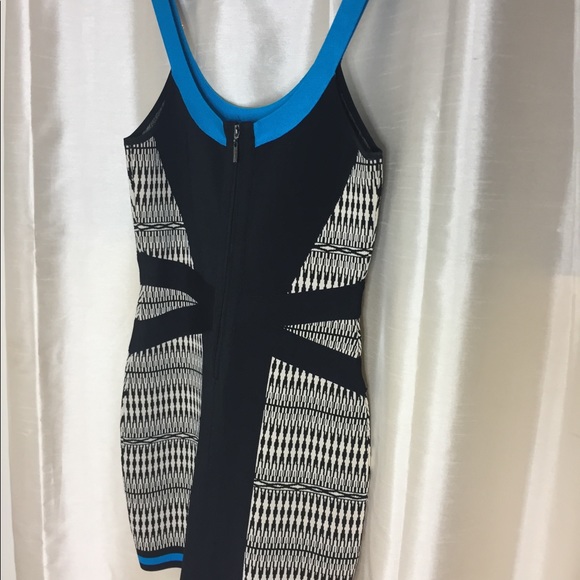 Guess by Marciano Geometric Dress - Picture 4 of 5